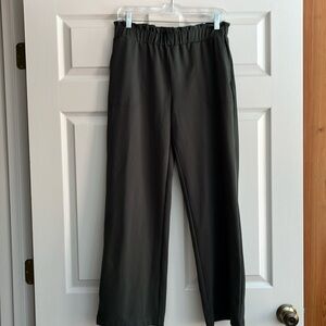 Ladies Dress pants Size M Dark Green, Elastic waist 29 in inseam